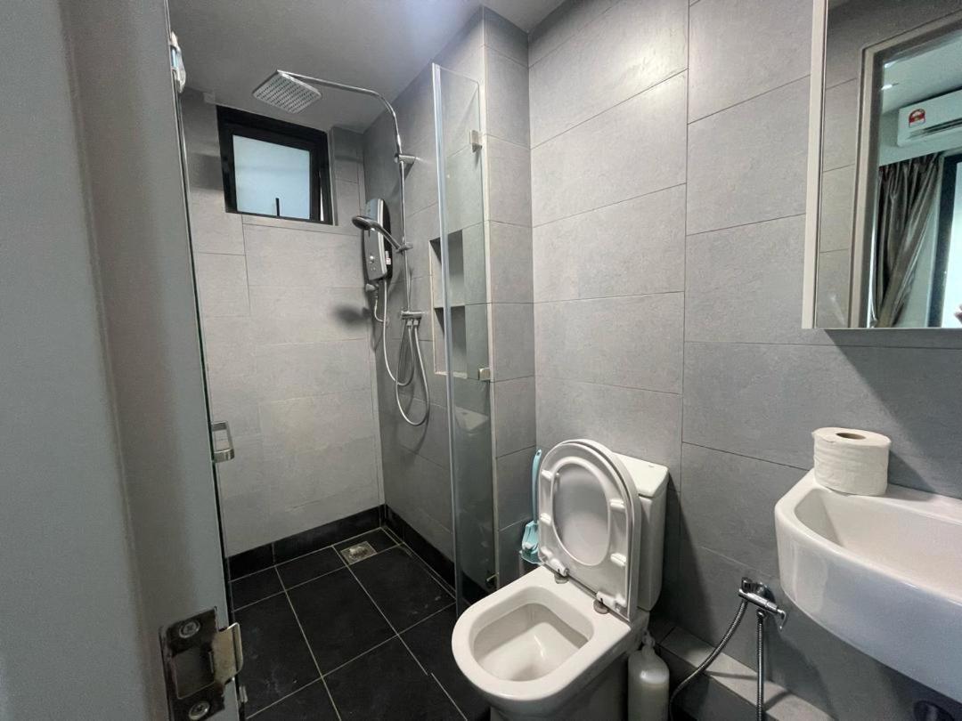 Apartment Nerv Jq Corner Unit With Washing Machine Kota Kinabalu